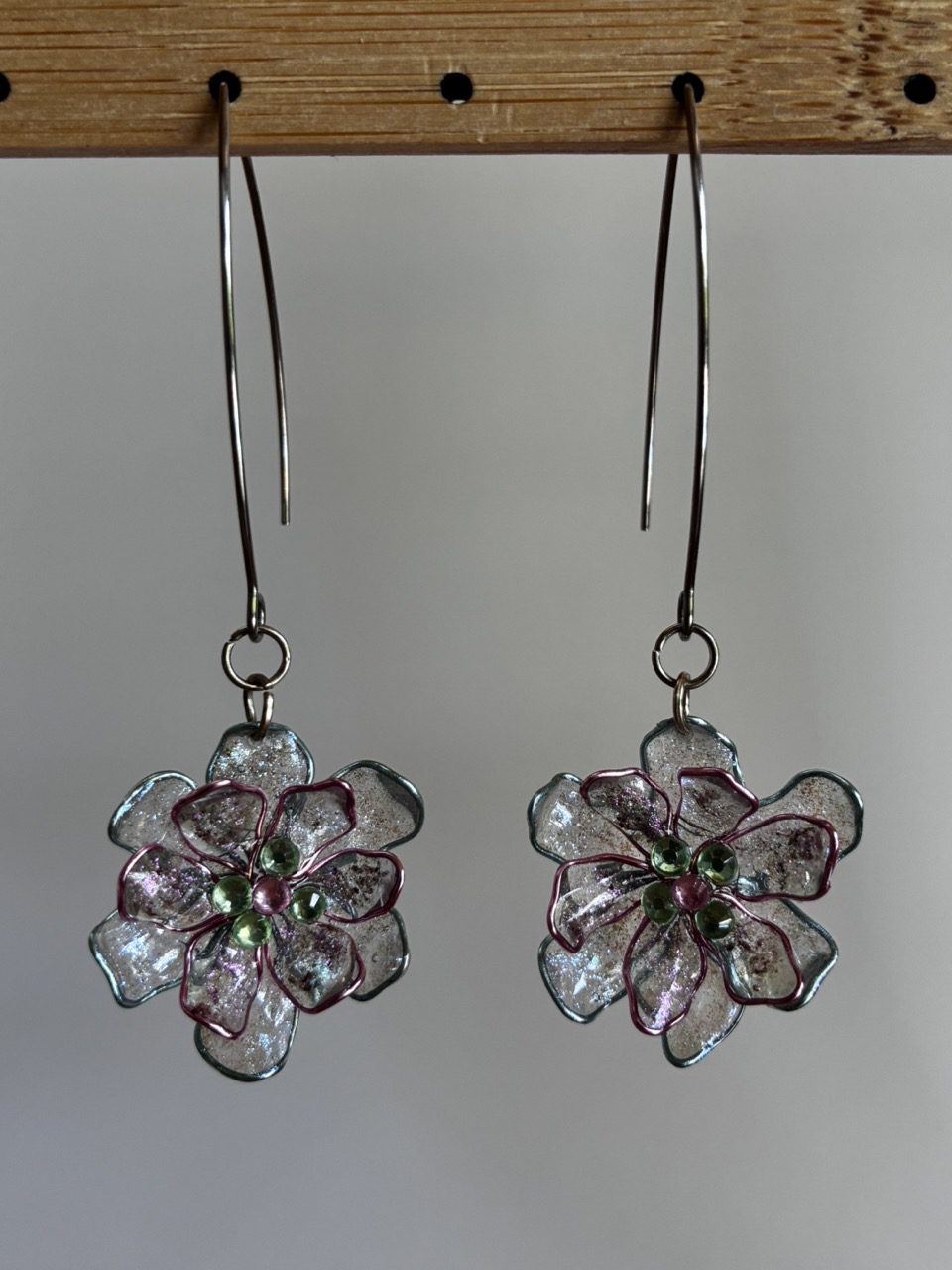 Boucles d'oreilles Fleur Cristalline – Image 2